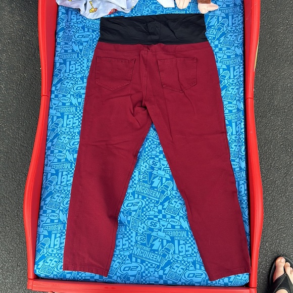 Liverpool burgundy maternity pants - Picture 2 of 2